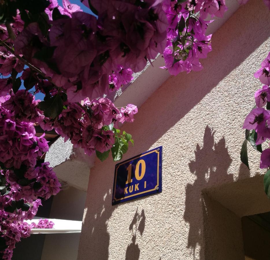 Apartmani Rita Milna  Εξωτερικό φωτογραφία