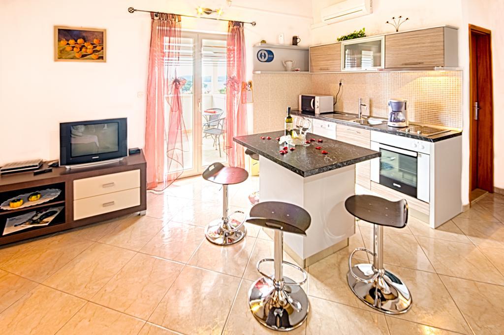 Apartmani Rita Milna  Δωμάτιο φωτογραφία