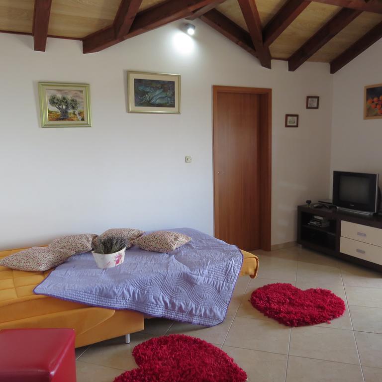 Apartmani Rita Milna  Εξωτερικό φωτογραφία