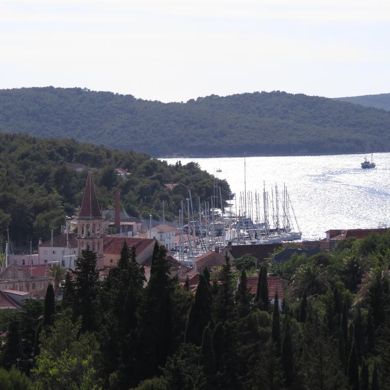 Apartmani Rita Milna  Εξωτερικό φωτογραφία