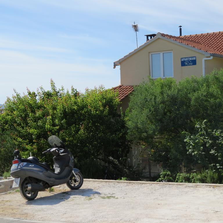 Apartmani Rita Milna  Εξωτερικό φωτογραφία