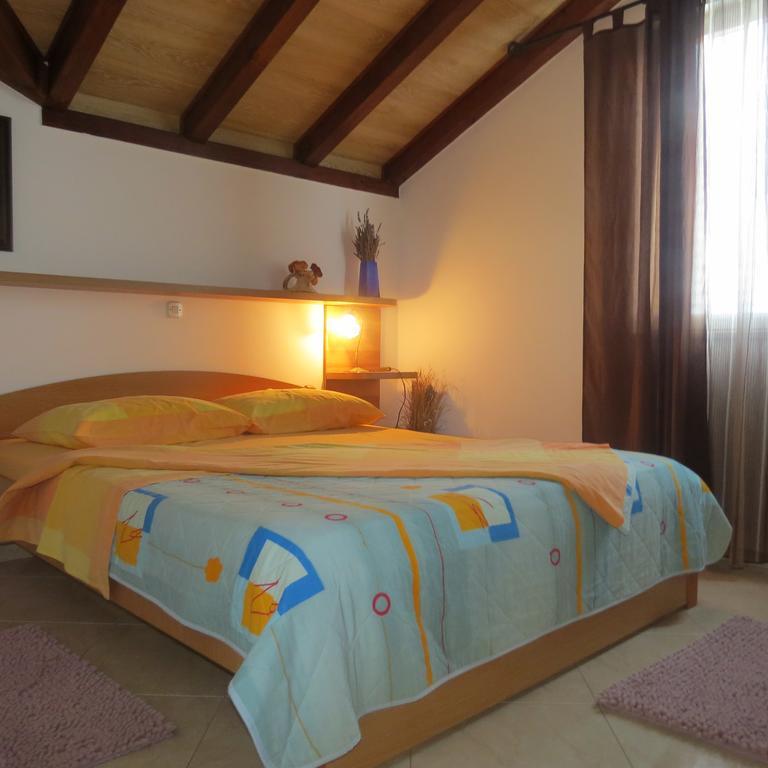 Apartmani Rita Milna  Εξωτερικό φωτογραφία