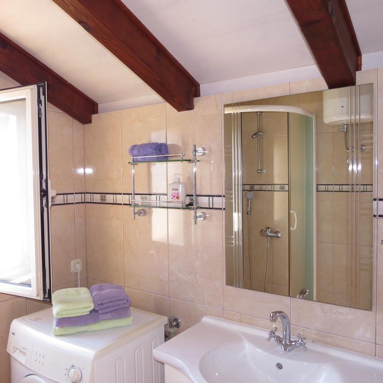 Apartmani Rita Milna  Εξωτερικό φωτογραφία