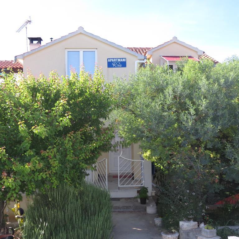 Apartmani Rita Milna  Εξωτερικό φωτογραφία